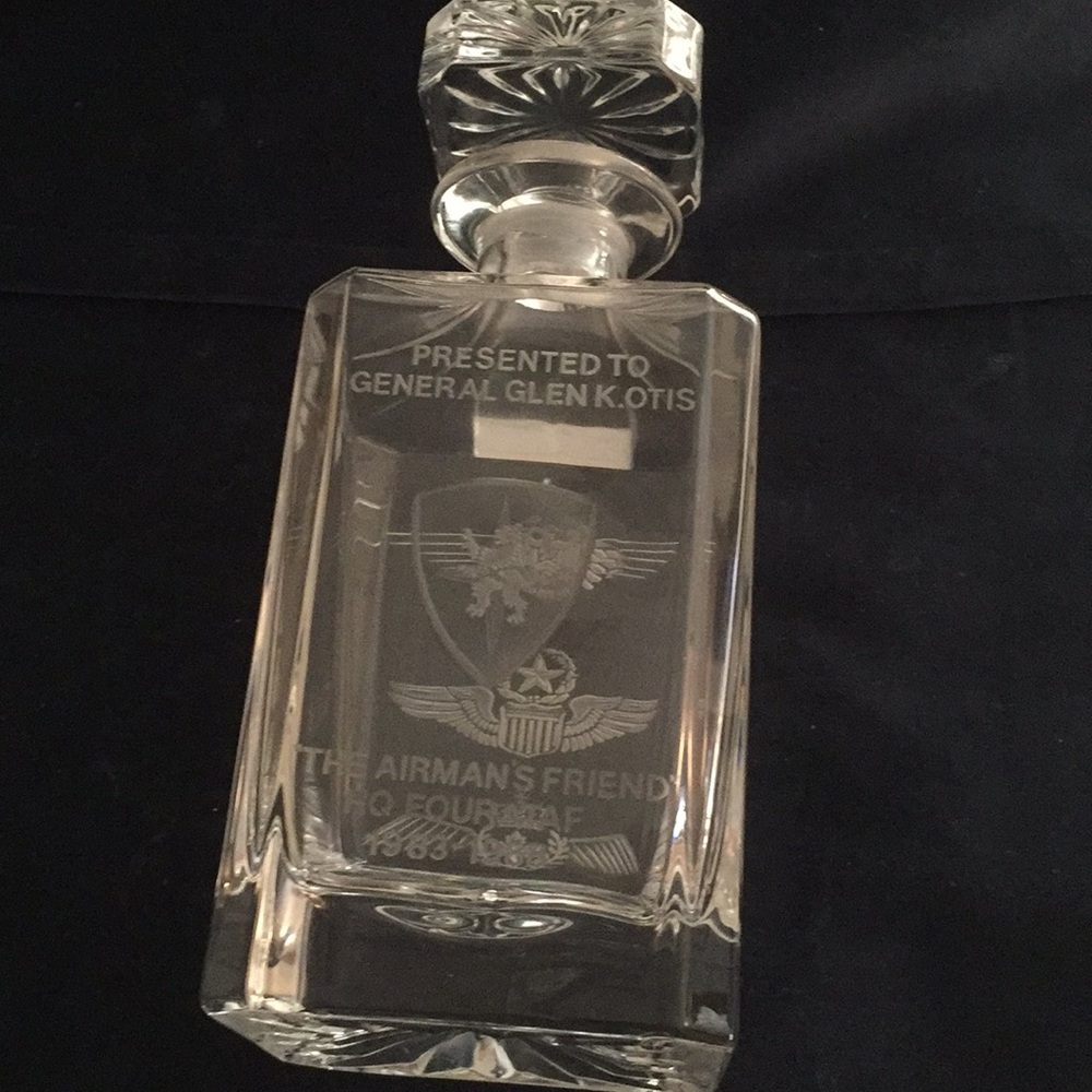 Liquor decanter